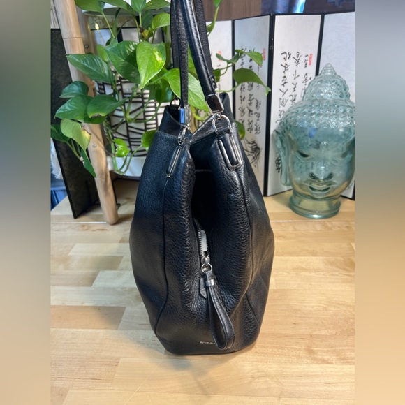 Coach Madison Phoebe Satchel - Picture 6 of 11